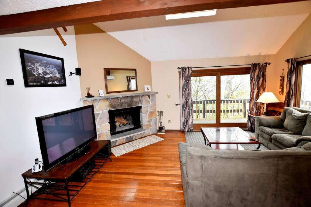3-Bedroom Vacation Home Steps To Camelback Ski Area Ski-In Ski-Out Crescent Lake Buitenkant foto